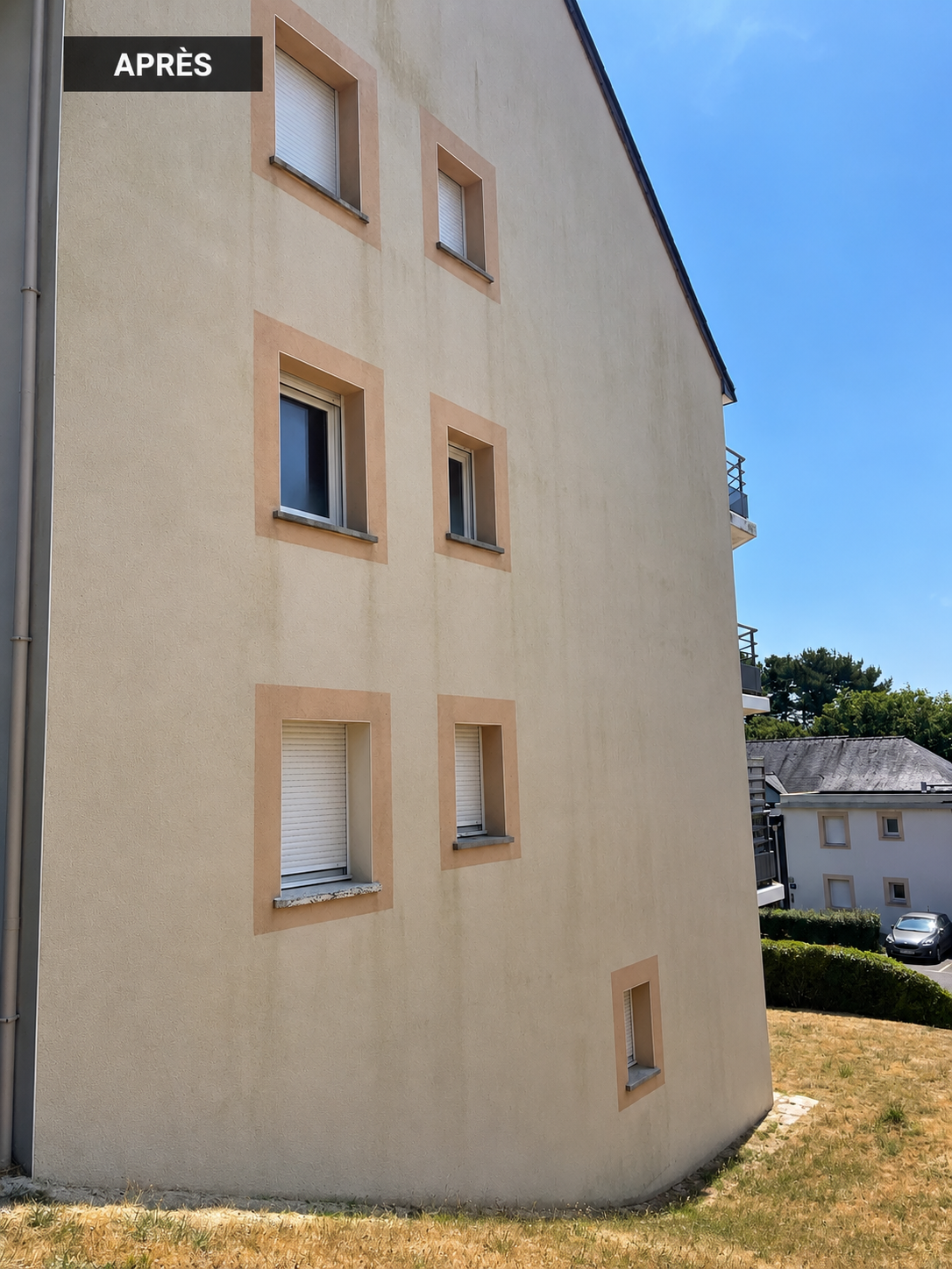 Façade d'immeuble après nettoyage à Lorient